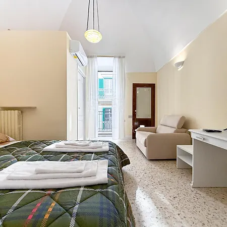 Couette-café Palazzo La Rosa 3*