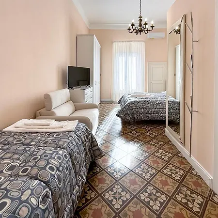 Bed and breakfast Palazzo La Rosa 3*