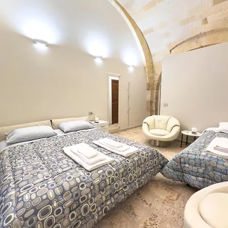 Palazzo La Rosa Bed & Breakfast *