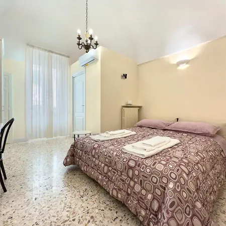 Palazzo La Rosa 3* 알타무라